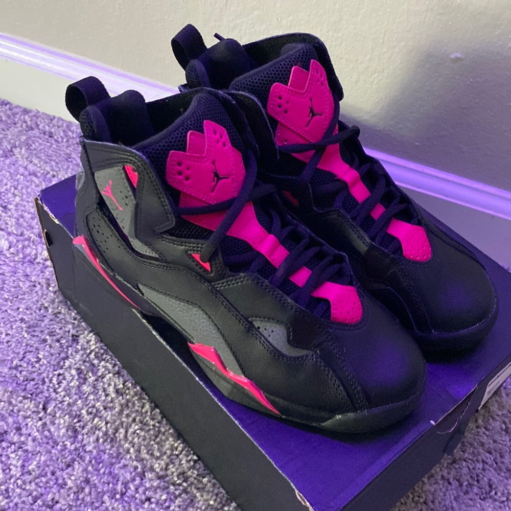 Jordan True Flights
